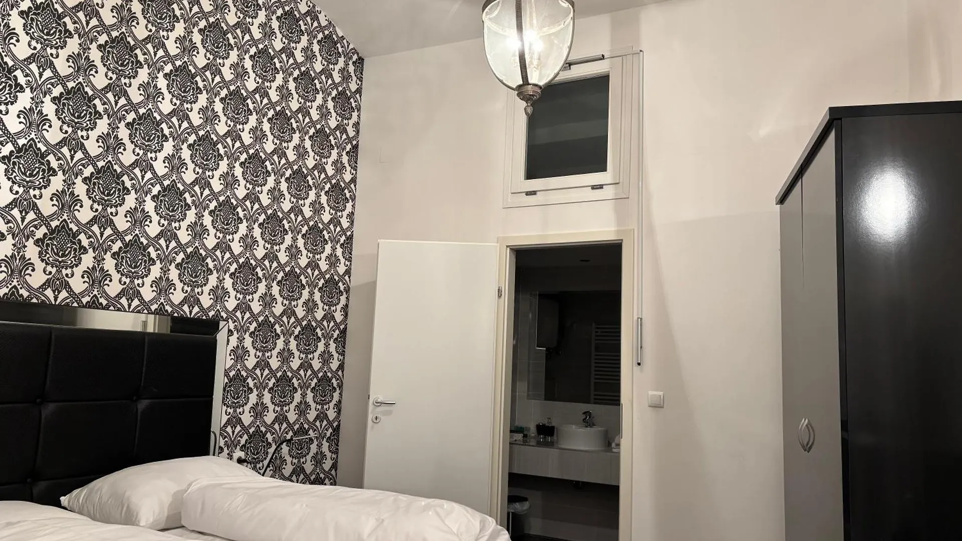 Carlton Suites Vienna Austria