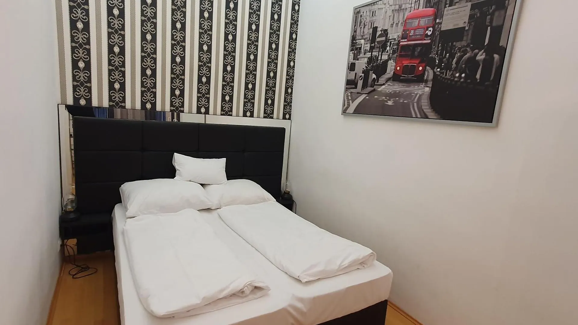 Carlton Suites Vienna 0*,  Austria