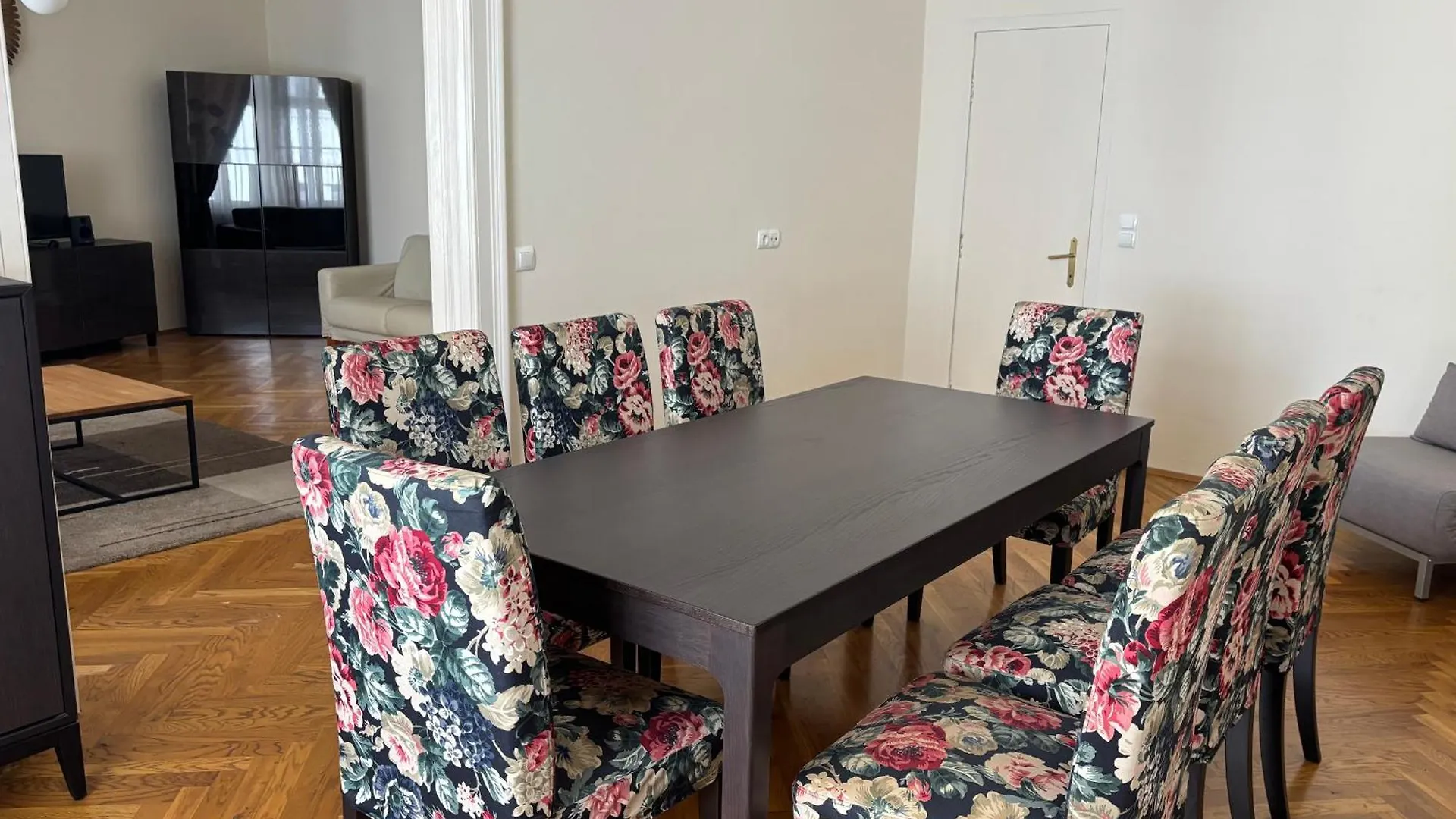 Apartment Carlton Suites Vienna