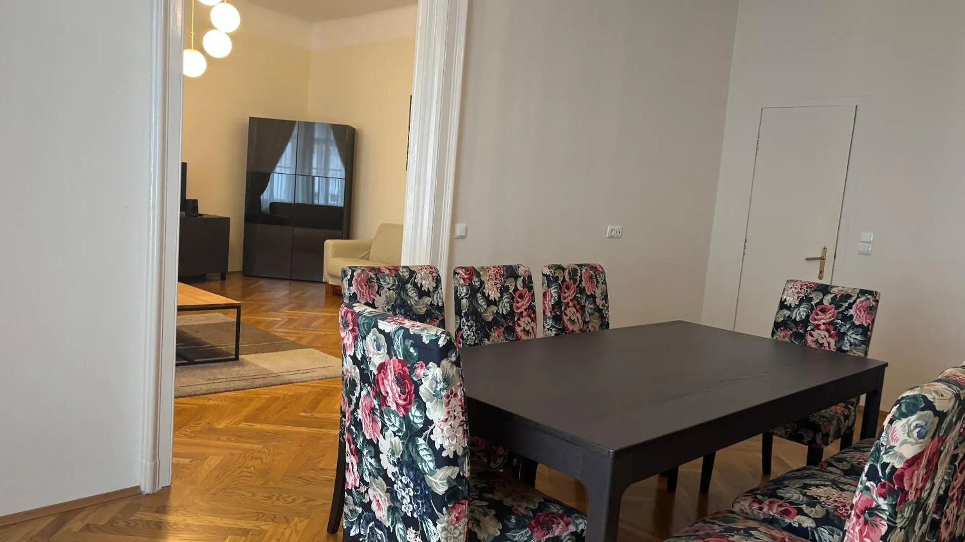 Carlton Suites Vienna 0*,  Austria
