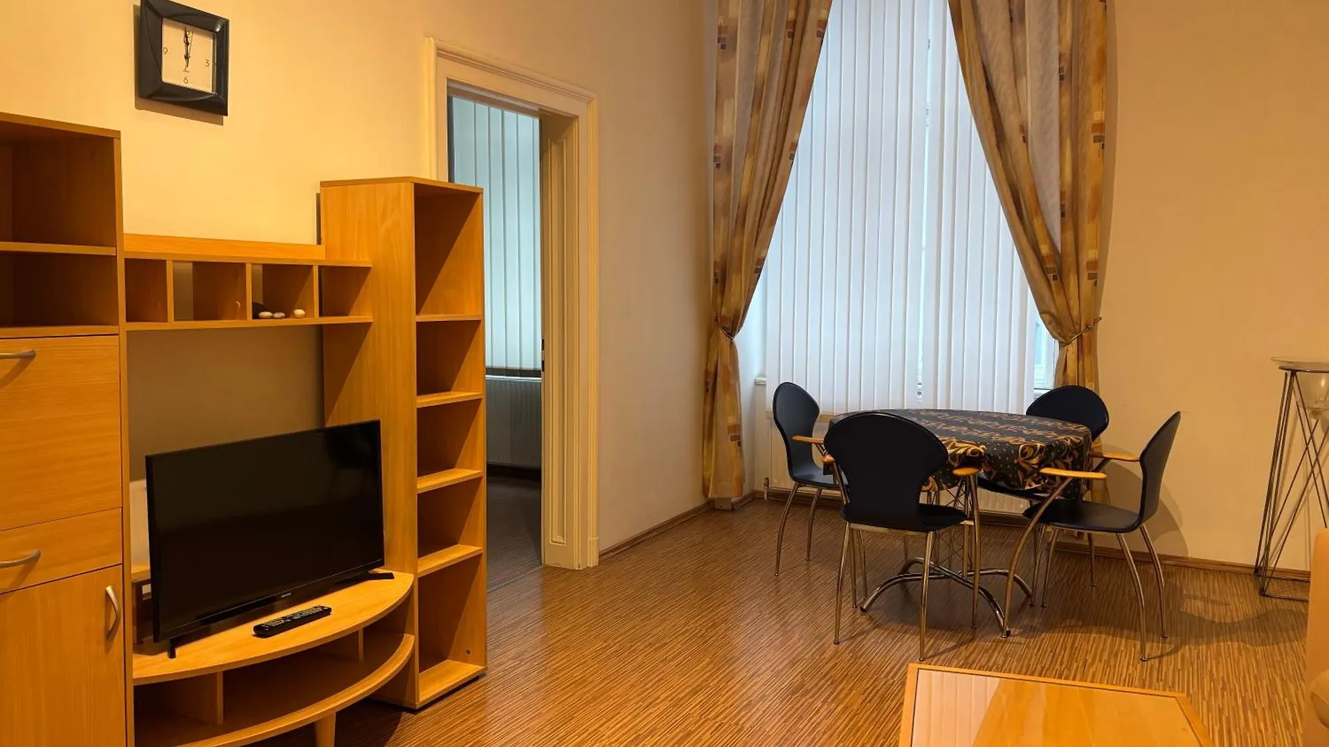 Carlton Suites Viena Apartamento