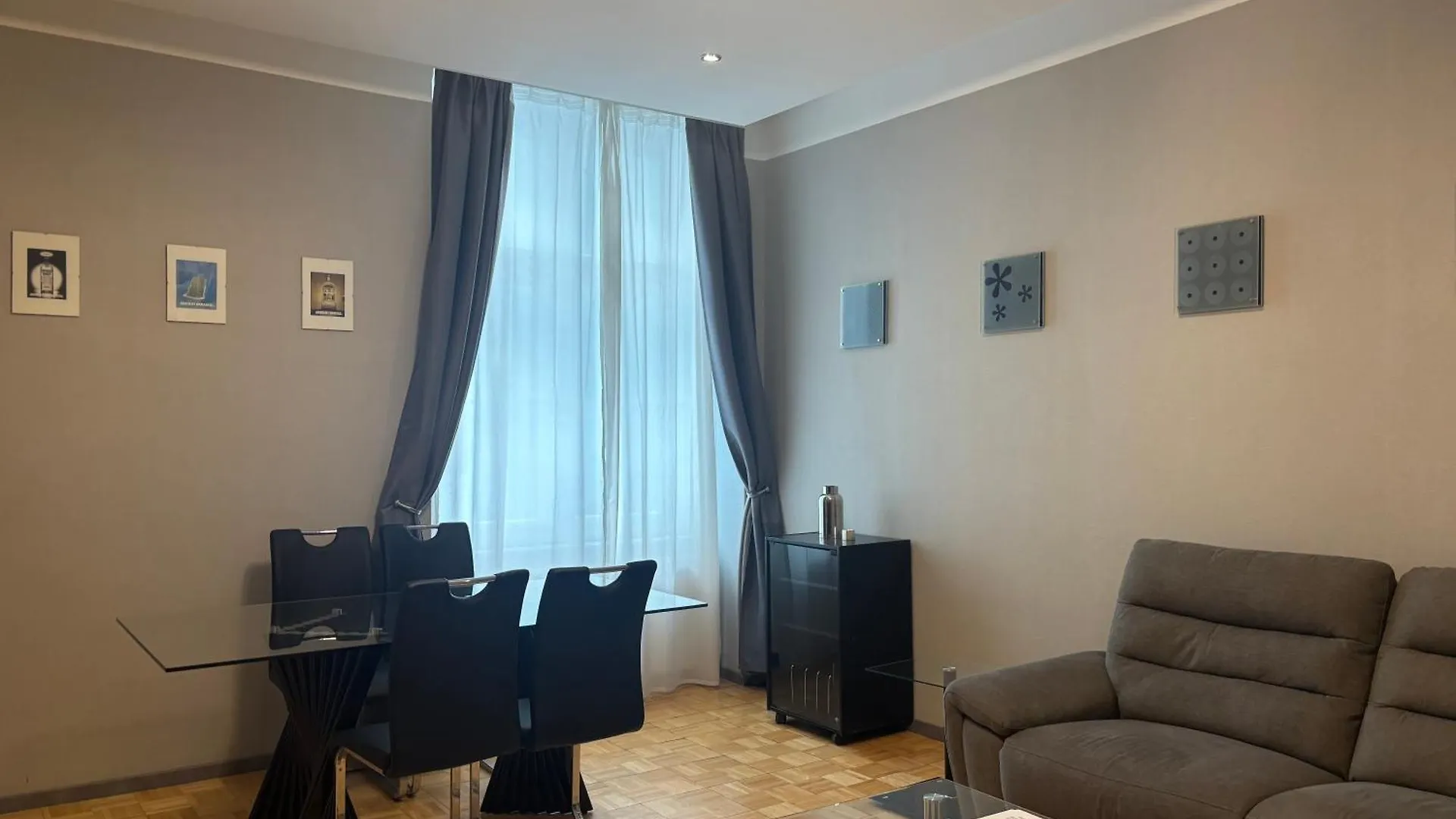 Carlton Suites Vienna